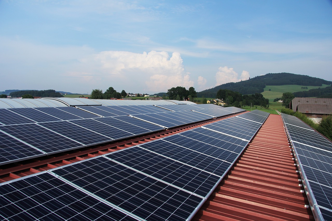 Expériences de propriétaires : Témoignages d’installation de panneaux solaires en France